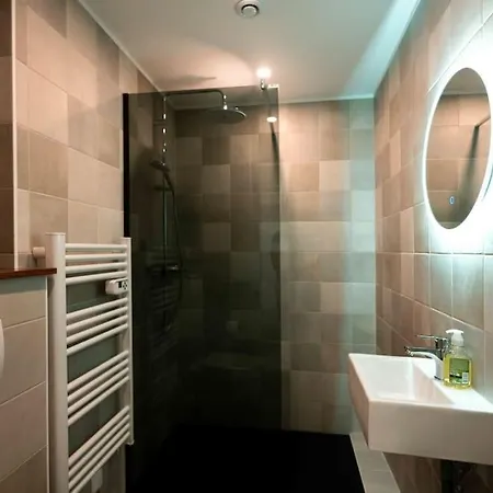 5 2 Pièces Avec Parking