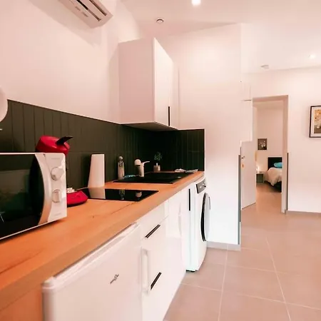 Appartement 5 2 Pièces Avec Parking